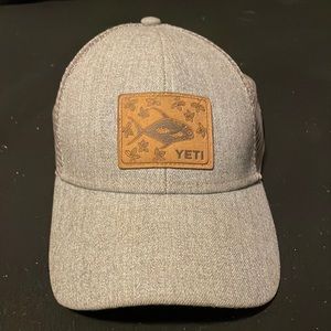 Grey Yeti hat